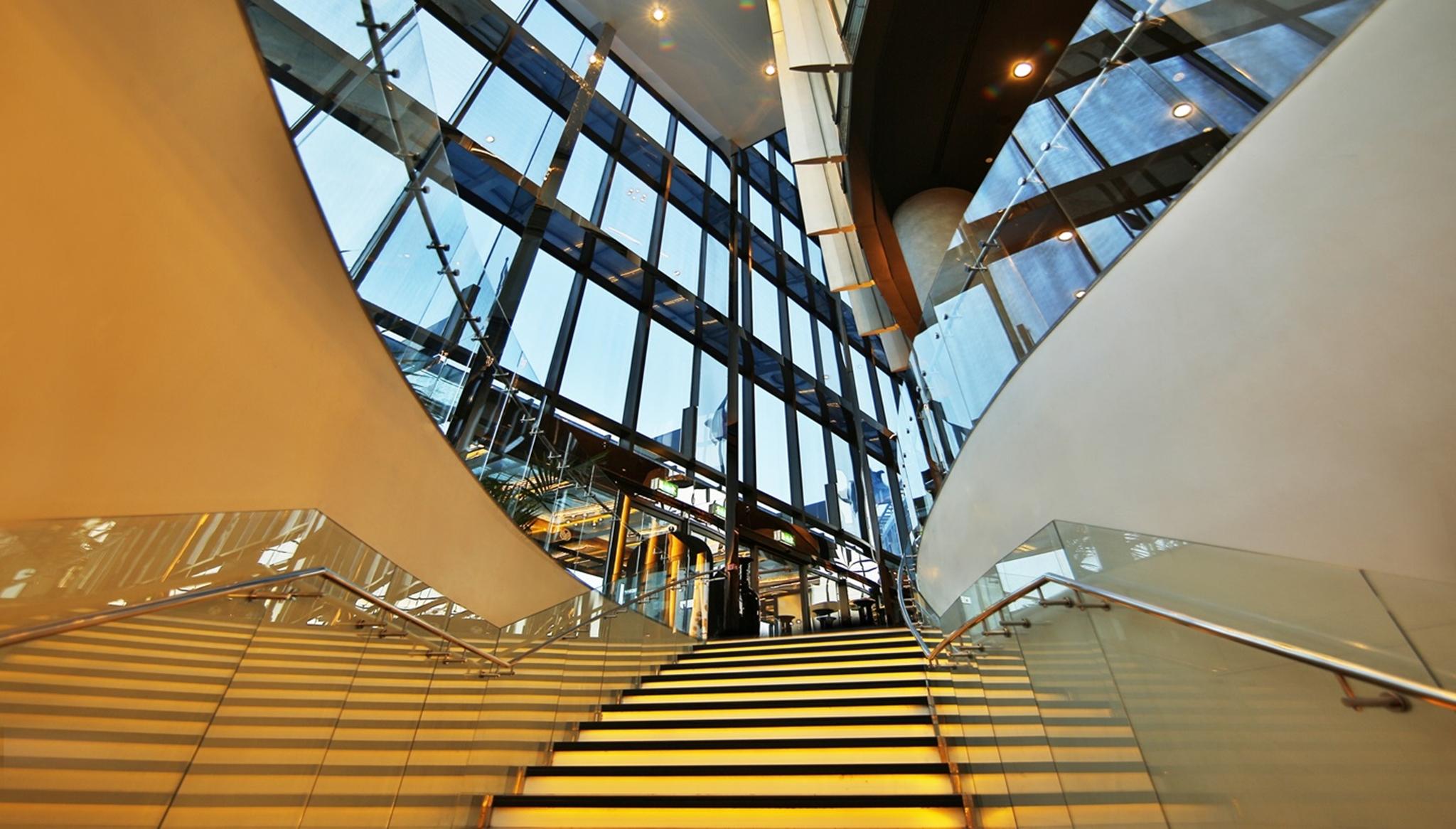 Готель Amman Rotana Екстер'єр фото Interior of the National Museum of the Czech Republic