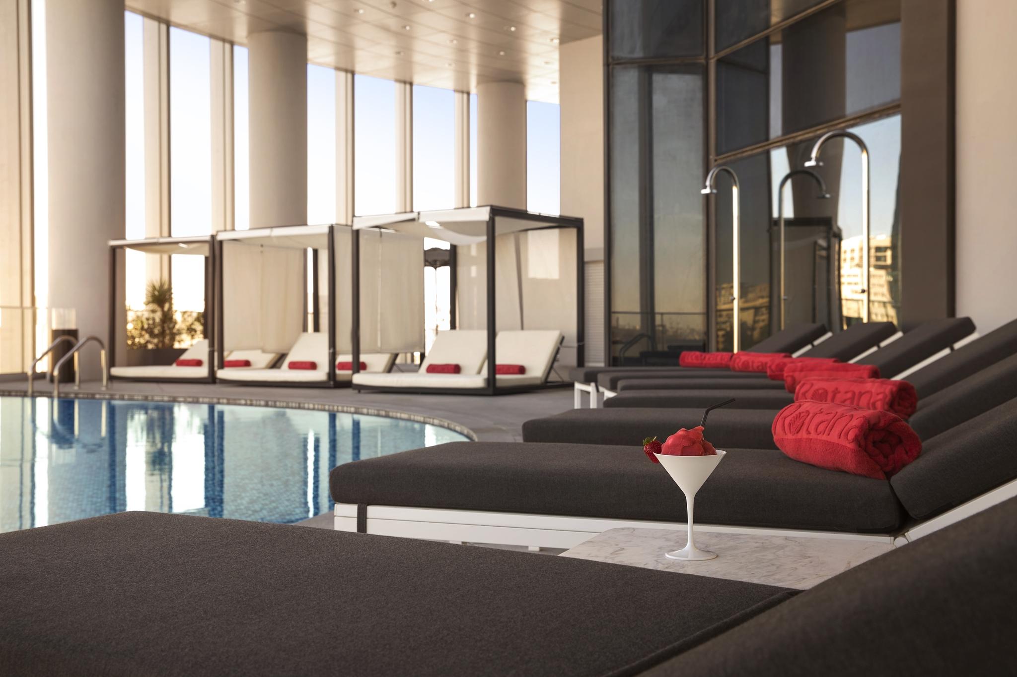 Готель Amman Rotana Екстер'єр фото The pool at the Ritz-Carlton, Melbourne