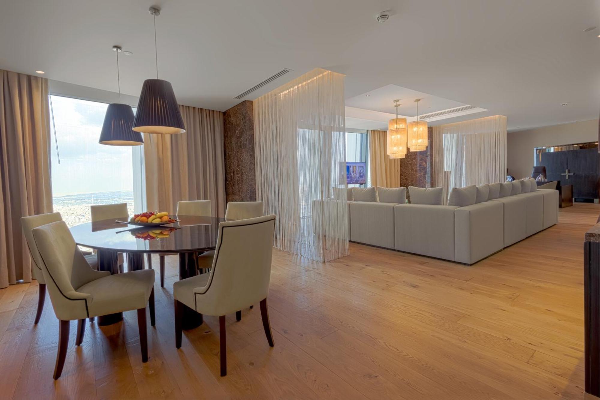 Готель Amman Rotana Екстер'єр фото A suite at the Ritz-Carlton, DIFC