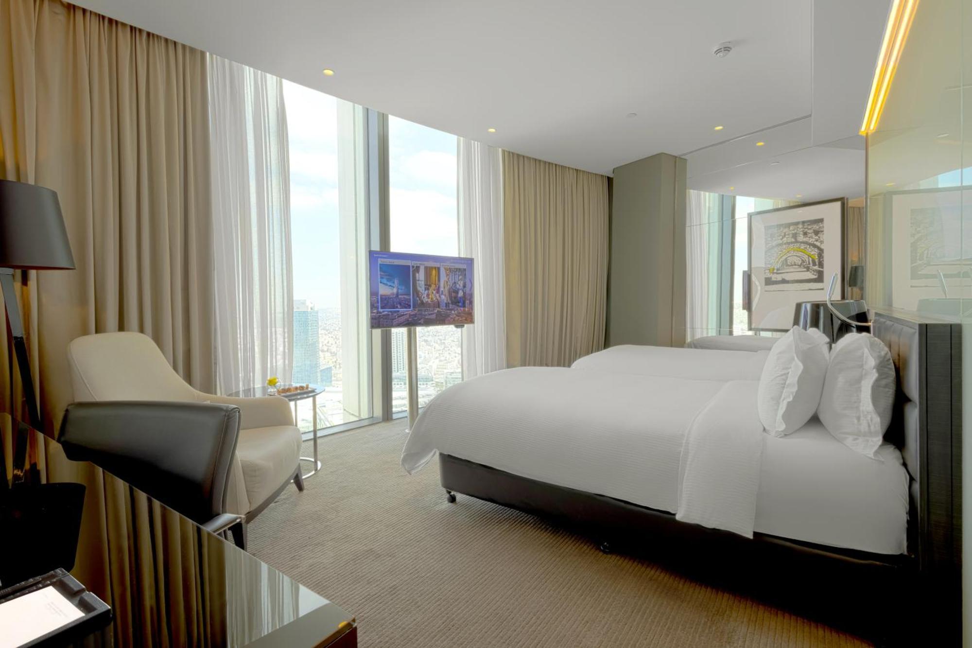 Готель Amman Rotana Екстер'єр фото