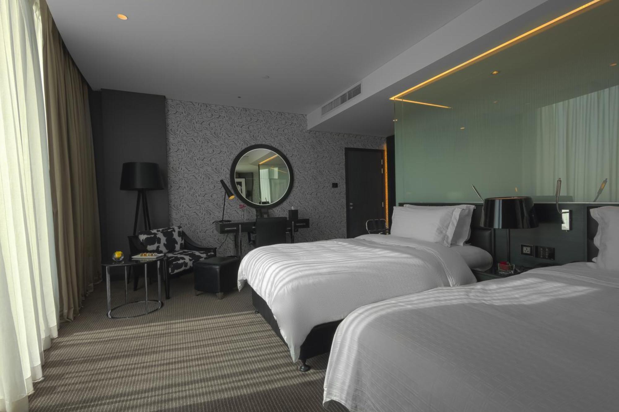 Готель Amman Rotana Екстер'єр фото Deluxe room