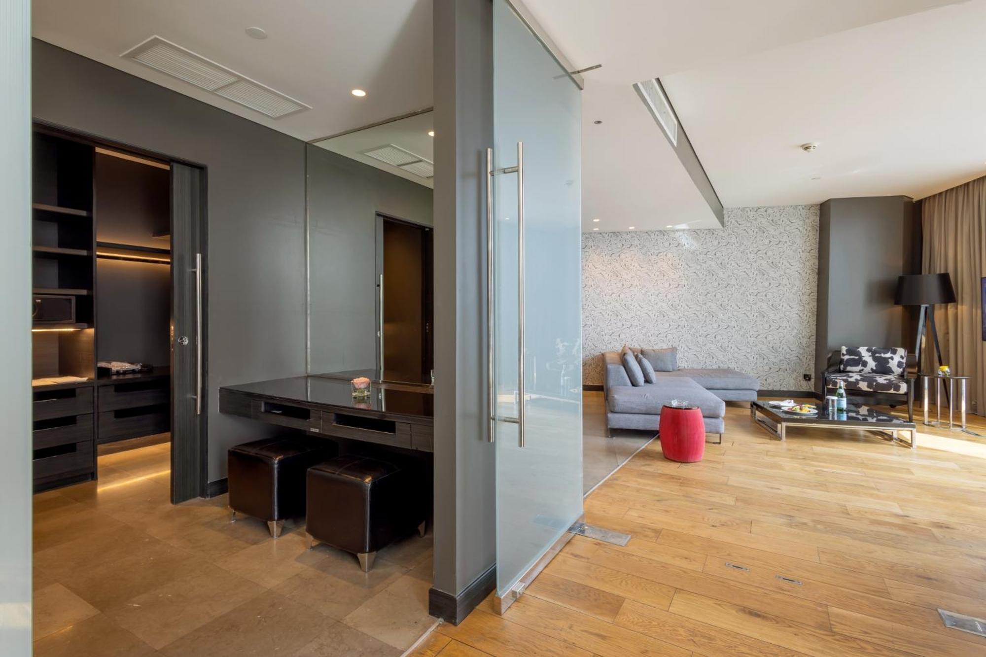 Готель Amman Rotana Екстер'єр фото A modern apartment in Seoul, South Korea