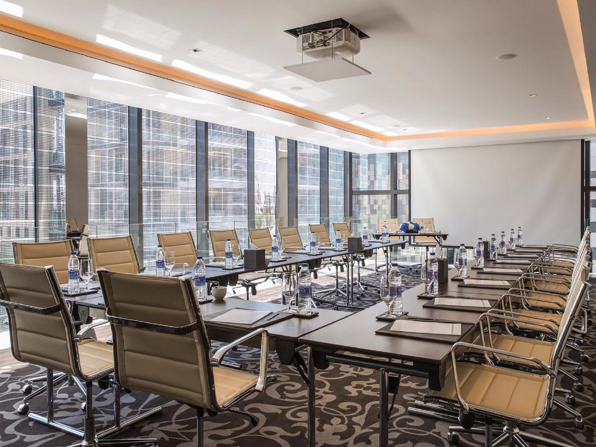 Готель Amman Rotana Екстер'єр фото Meeting room